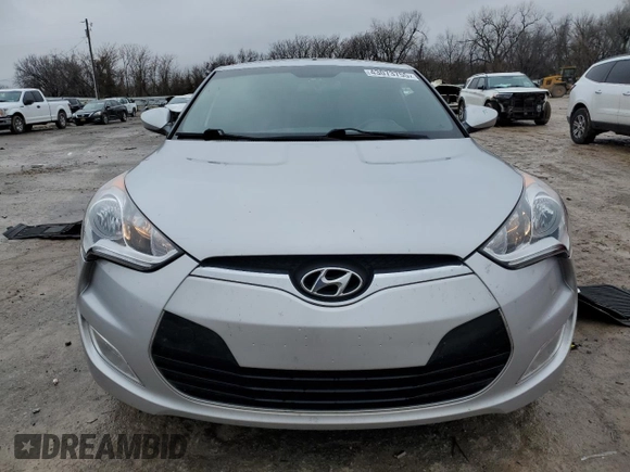2017 Hyundai Veloster Value Edition with VIN KMHTC6AD6HU317967, listed as a Copart auction lot 43073755 with 47,681 mi miles and Salvage Title. Bid and sale history available at carsss.com. Image 5.