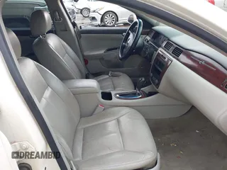 2008 Chevrolet Impala LTZ with VIN 2G1WU583389180613, listed as a IAAI auction lot 41865145 with 213,622 mi miles and . Bid and sale history available at DreamBid. Image 5.