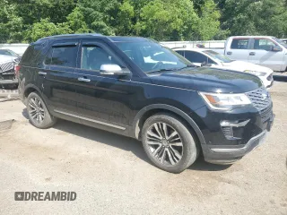 2018 Ford Explorer Platinum z VIN 1FM5K8HT7JGA51982, wystawiony jako Copart lot #57601575 z przebiegiem 126 400 mil mil oraz Szkoda całkowita • Salvage title. Historia ofert i sprzedaży dostępna na DreamBid. Obrazek 4.