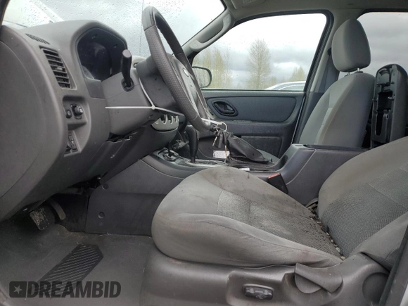 2005 Ford Escape Hybrid z VIN 1FMCU95H75KC07240, wystawiony jako Copart lot #52515925 z przebiegiem 217 237 mil mil oraz Szkoda całkowita • Salvage title. Historia ofert i sprzedaży dostępna na DreamBid. Obrazek 7.