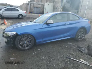 2017 BMW 2 Series M240i xDrive with VIN WBA2G3C52HV640901, listed as a Copart auction lot 85121474 with 37,965 mi miles and Salvage Title. Bid and sale history available at carsss.com. Image 1.