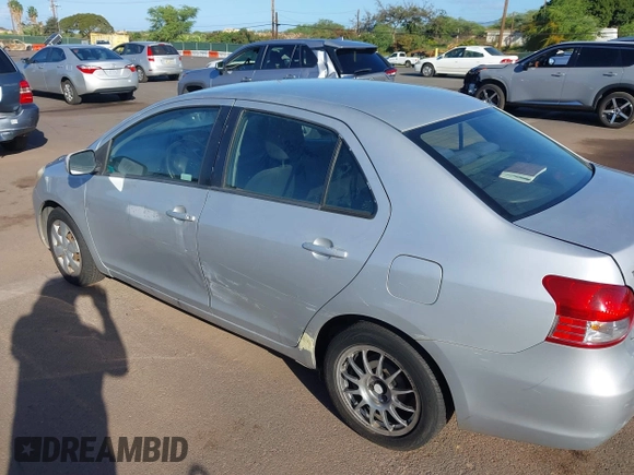 2008 Toyota Yaris with VIN JTDBT923581205640, listed as a IAAI auction lot 41636353 with 102,614 mi miles. Bid and sale history available at carsss.com. Image 12.