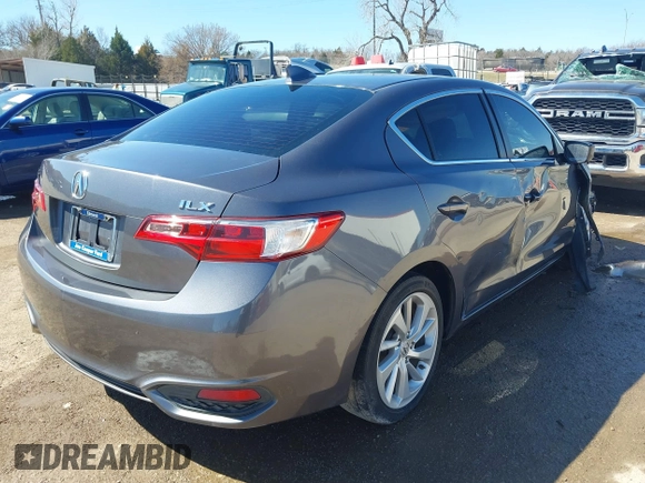 2018 Acura ILX z VIN 19UDE2F3XJA005686, wystawiony jako IAAI lot #41734118 z przebiegiem 39 977 mil mil oraz . Historia ofert i sprzedaży dostępna na DreamBid. Obrazek 4.