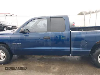 2002 Dodge Dakota with VIN 1B7GL12X32S626025, listed as a IAAI auction lot 41546565 with 269,061 mi miles and . Bid and sale history available at carsss.com. Image 15.
