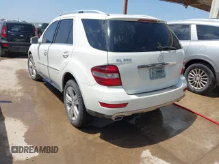 2011 Mercedes-Benz M 350 с VIN 4JGBB5GB4BA639708, выставлен на аукционе IAAI как лот 42201053 с пробегом 136 434 миль миль и . История ставок и продаж доступна на DreamBid. Изображение 3.
