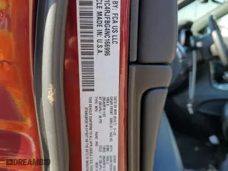 2022 Jeep Grand Cherokee WK Limited with VIN 1C4RJFBG4NC166996, listed as a Copart auction lot 43081634 with 30,100 mi miles and Salvage Title. Bid and sale history available at carsss.com. Image 13.