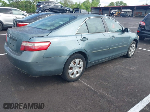 2008 Toyota Camry LE with VIN 4T1BE46K48U769370, listed as a IAAI auction lot 42088872 with 180,289 mi miles. Bid and sale history available at carsss.com. Image 4.
