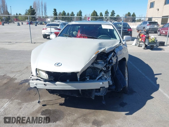 2004 Lexus ES 350 z VIN JTHBA30G840006072, wystawiony jako IAAI lot #41755439 z przebiegiem 182 284 mil mil oraz . Historia ofert i sprzedaży dostępna na DreamBid. Obrazek 6.