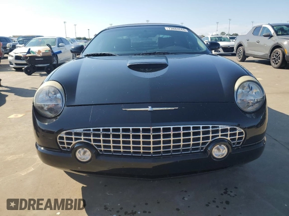 2002 Ford Thunderbird Hardtop Premium z VIN 1FAHP60A52Y122437, wystawiony jako Copart lot #73883244 z przebiegiem Nie podano mil oraz Nie do naprawy • Non repairable. Historia ofert i sprzedaży dostępna na DreamBid. Obrazek 5.