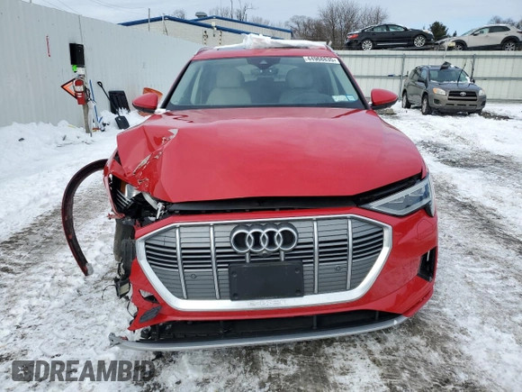 2021 Audi e-tron Prestige z VIN WA1VAAGE8MB040969, wystawiony jako Copart lot #44968835 z przebiegiem 24 137 mil mil oraz Szkody całkowita. Historia ofert i sprzedaży dostępna na DreamBid. Obrazek 5.