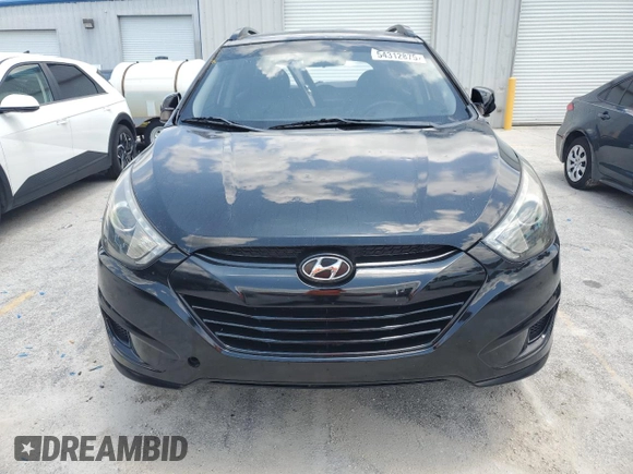 2010 Hyundai Tucson GLS with VIN KM8JU3AC2AU079129, listed as a Copart auction lot 54312875 with 116,659 mi miles and Salvage Title. Bid and sale history available at DreamBid. Image 5.
