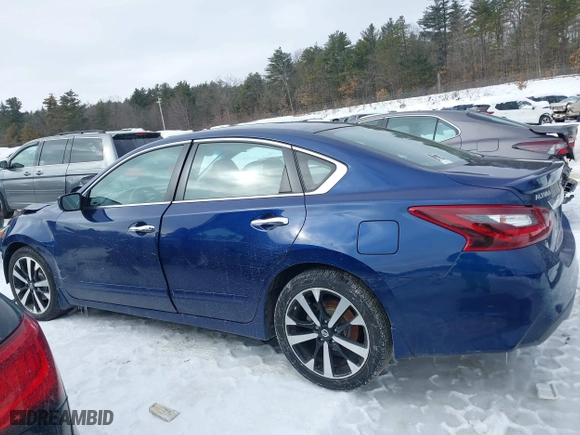 2018 Nissan Altima 2.5 SV with VIN 1N4AL3AP7JC106136, listed as a IAAI auction lot 41613144 with 91,178 mi miles. Bid and sale history available at carsss.com. Image 14.