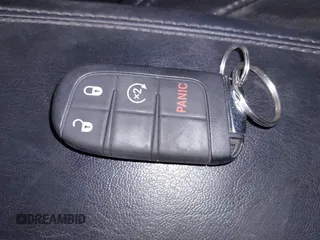 2024 Jeep Compass Latitude Lux с VIN 3C4NJDFN1RT601432, выставлен на аукционе IAAI как лот 41586810 с пробегом 17 406 миль миль и . История ставок и продаж доступна на DreamBid. Изображение 11.