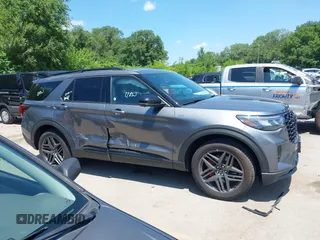 2025 Ford Explorer ST-Line with VIN 1FMUK8KH7SGB37620, listed as a IAAI auction lot 42553038 with 8,067 mi miles and . Bid and sale history available at DreamBid. Image 13.