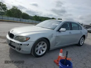 2008 BMW 7 Series 750Li z VIN WBAHN83548DT78964, wystawiony jako Copart lot #55498515 z przebiegiem 124 579 mil mil oraz Czysty tytuł • Clean title. Historia ofert i sprzedaży dostępna na DreamBid. Obrazek 1.