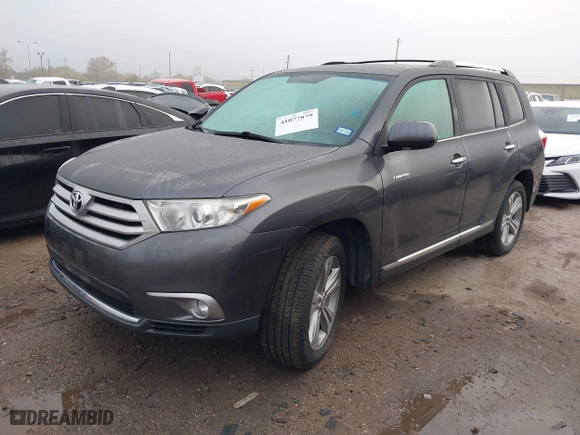 2013 Toyota Highlander Limited with VIN 5TDDK3EH8DS267532, listed as a IAAI auction lot 41077879 with 88,296 mi miles. Bid and sale history available at carsss.com. Image 17.