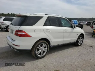 2012 Mercedes-Benz M 350 with VIN 4JGDA2EB1CA023995, listed as a Copart auction lot 48662385 with 121,703 mi miles and Clean Title. Bid and sale history available at DreamBid. Image 3.