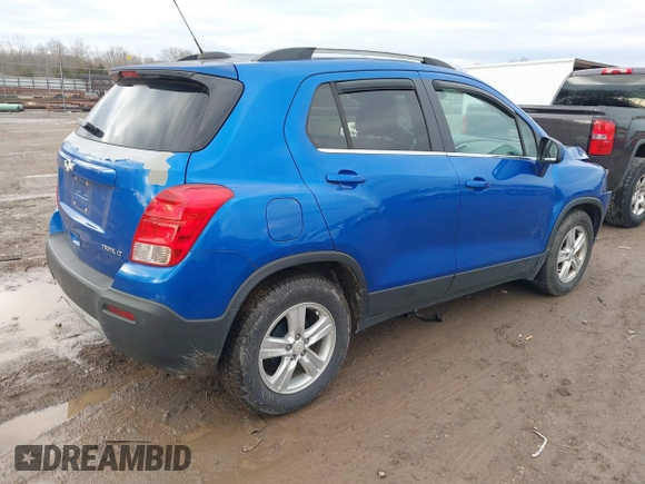 2015 Chevrolet Trax LT with VIN KL7CJLSB2FB064013, listed as a IAAI auction lot 41249924 with 62,288 mi miles. Bid and sale history available at carsss.com. Image 4.