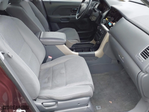 2008 Honda Pilot SE with VIN 5FNYF28358B002741, listed as a IAAI auction lot 41834052 with 248,830 mi miles. Bid and sale history available at carsss.com. Image 5.