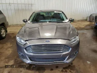 2013 Ford Fusion SE with VIN 3FA6P0HR3DR322426, listed as a Copart auction lot 44532435 with 254,812 mi miles and Salvage title. Bid and sale history available at DreamBid. Image 5.