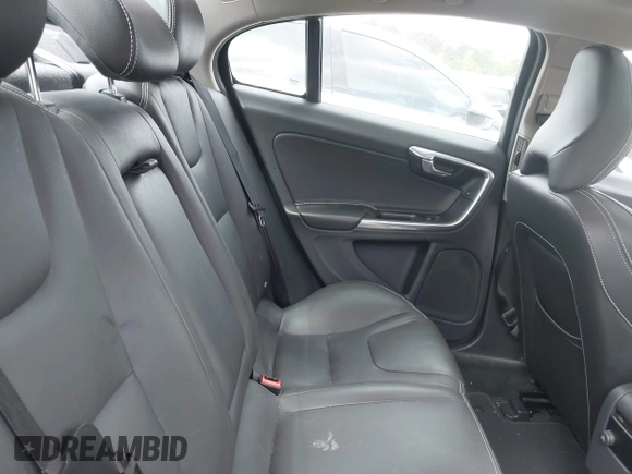 2017 Volvo S60 Dynamic with VIN YV126MFL8H2425928, listed as a IAAI auction lot 41994829 with 74,040 mi miles. Bid and sale history available at carsss.com. Image 8.