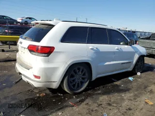 2018 Jeep Grand Cherokee High Altitude with VIN 1C4RJFCT1JC177718, listed as a Copart auction lot 42400755 with 124,757 mi miles and Salvage Title. Bid and sale history available at carsss.com. Image 3.