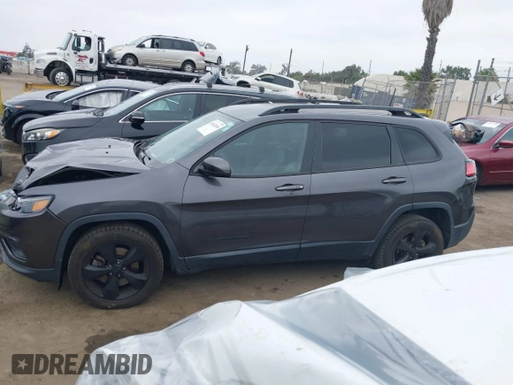 2019 Jeep Cherokee Latitude Plus z VIN 1C4PJLLN6KD326921, wystawiony jako IAAI lot #42442460 z przebiegiem 71 516 mil mil oraz . Historia ofert i sprzedaży dostępna na DreamBid. Obrazek 14.