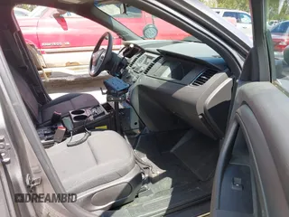 2017 Ford Police Interceptor с VIN 1FAHP2MT5HG111540, выставлен на аукционе IAAI как лот 42149170 с пробегом 66 342 миль миль и . История ставок и продаж доступна на DreamBid. Изображение 5.