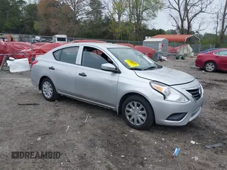 2017 Nissan Versa SV z VIN 3N1CN7AP2HL866867, wystawiony jako IAAI lot #41947524 z przebiegiem 99 597 mil mil oraz . Historia ofert i sprzedaży dostępna na DreamBid. Obrazek 1.