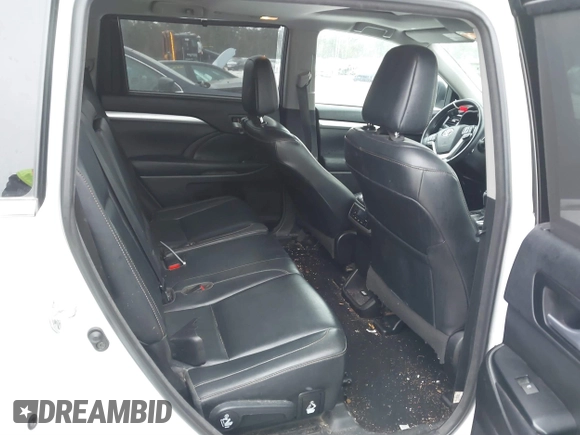 2018 Toyota Highlander SE z VIN 5TDJZRFH3JS556538, wystawiony jako IAAI lot #41470898 z przebiegiem 149 464 mil mil oraz . Historia ofert i sprzedaży dostępna na DreamBid. Obrazek 8.