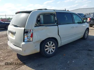 2008 Chrysler Town & Country Touring with VIN 2A8HR54P68R822972, listed as a IAAI auction lot 42056631 with 189,987 mi miles and . Bid and sale history available at DreamBid. Image 4.