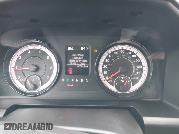 2022 Ram 1500 Tradesman z VIN 3C6RR6KG2NG205761, wystawiony jako IAAI lot #41921231 z przebiegiem 40 347 mil mil oraz . Historia ofert i sprzedaży dostępna na DreamBid. Obrazek 7.