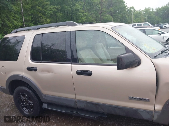 2006 Ford Explorer XLT с VIN 1FMEU73E96UA64187, выставлен на аукционе IAAI как лот 42241828 с пробегом 157 792 миль миль и . История ставок и продаж доступна на DreamBid. Изображение 13.