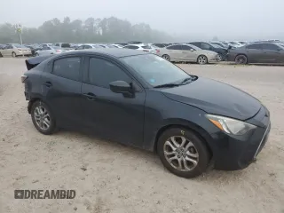 2016 Scion iA z VIN 3MYDLBZV8GY100948, wystawiony jako Copart lot #53285015 z przebiegiem 192 027 mil mil oraz Szkoda całkowita • Salvage title. Historia ofert i sprzedaży dostępna na DreamBid. Obrazek 4.