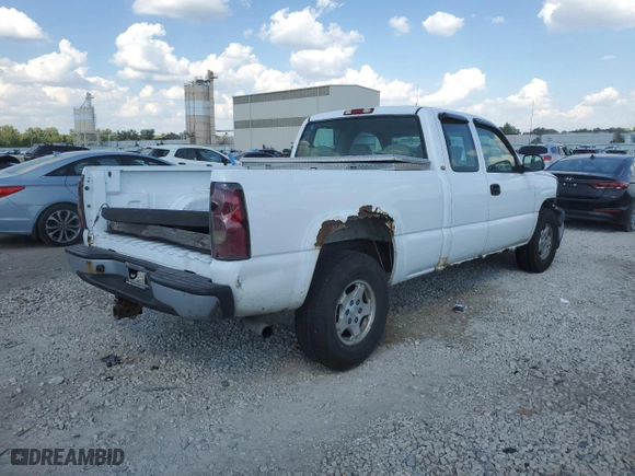 2004 Chevrolet Silverado 1500 Work Truck with VIN 1GCEC19Z74Z276603, listed as a Copart auction lot 70582324 with 211,118 mi miles and Salvage Title. Bid and sale history available at carsss.com. Image 3.