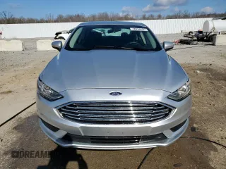 2017 Ford Fusion SE with VIN 3FA6P0HD5HR186567, listed as a Copart auction lot 50250495 with 61,053 mi miles and Salvage title. Bid and sale history available at DreamBid. Image 5.