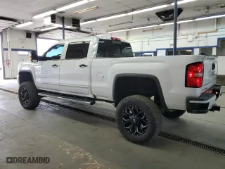 2019 GMC Sierra 2500HD Denali with VIN 1GT12SEY6KF278717, listed as a Copart auction lot 51486415 with 46,328 mi miles and Salvage Title. Bid and sale history available at carsss.com. Image 2.