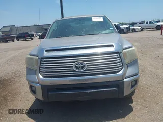 2014 Toyota Tundra SR5 z VIN 5TFEM5F15EX068560, wystawiony jako IAAI lot #42265351 z przebiegiem 163 294 mil mil oraz . Historia ofert i sprzedaży dostępna na DreamBid. Obrazek 12.