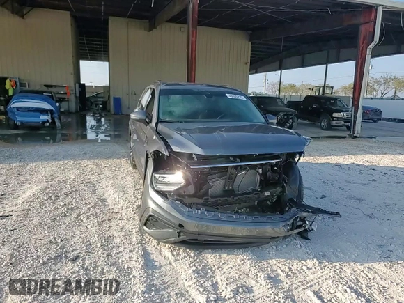 2024 Volkswagen Tiguan S с VIN 3VVRB7AX6RM059698, выставлен на аукционе Copart как лот 48455235 с пробегом 34 344 миль миль и На запчасти • Non repairable. История ставок и продаж доступна на DreamBid. Изображение 14.