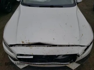 2020 Volvo V60 z VIN YV4102WK7L1030763, wystawiony jako Copart lot #67087483 z przebiegiem 44 861 mil mil oraz . Historia ofert i sprzedaży dostępna na DreamBid. Obrazek 12.