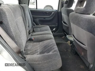 2001 Honda CR-V LX z VIN JHLRD284X1S002698, wystawiony jako Copart lot #56597825 z przebiegiem 254 762 mil mil oraz Szkoda całkowita • Salvage title. Historia ofert i sprzedaży dostępna na DreamBid. Obrazek 10.
