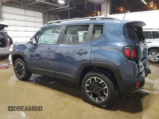 2023 Jeep Renegade Latitude z VIN ZACNJDB12PPP41283, wystawiony jako Copart lot #46307735 z przebiegiem 16 918 mil mil oraz Szkoda całkowita • Salvage title. Historia ofert i sprzedaży dostępna na DreamBid. Obrazek 2.