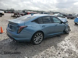 2024 Cadillac CT5 Sport z VIN 1G6DP5RK5R0129186, wystawiony jako Copart lot #85107474 z przebiegiem 11 880 mil mil oraz Szkody całkowita. Historia ofert i sprzedaży dostępna na DreamBid. Obrazek 3.