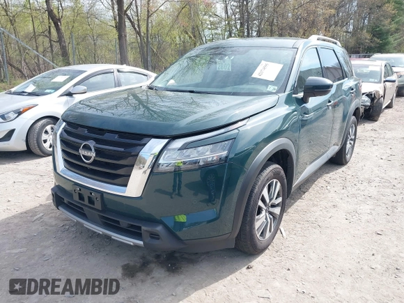 2024 Nissan Pathfinder SL z VIN 5N1DR3CC7RC294826, wystawiony jako IAAI lot #42174595 z przebiegiem 16 002 mil mil oraz . Historia ofert i sprzedaży dostępna na DreamBid. Obrazek 6.