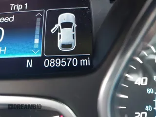 2016 Ford Escape Titanium z VIN 1FMCU9J90GUC76504, wystawiony jako IAAI lot #42552851 z przebiegiem 89 570 mil mil oraz . Historia ofert i sprzedaży dostępna na DreamBid. Obrazek 16.