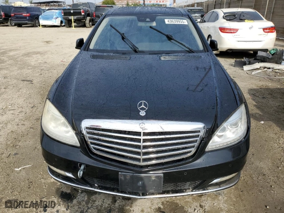2012 Mercedes-Benz S-Class S 550 with VIN WDDNG7DB2CA430977, listed as a Copart auction lot 43639955 with 185,586 mi miles and Clean Title. Bid and sale history available at carsss.com. Image 5.