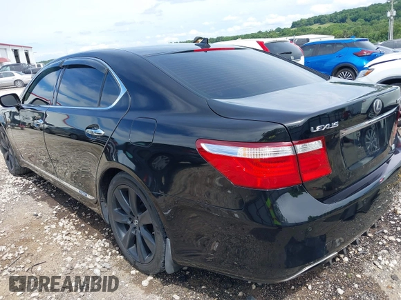 2008 Lexus LS 600h L with VIN JTHDU46FX85001632, listed as a IAAI auction lot 42595828 with 232,973 mi miles and . Bid and sale history available at DreamBid. Image 3.