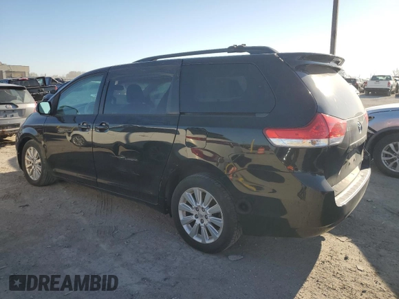 2014 Toyota Sienna Limited z VIN 5TDDK3DC5ES074424, wystawiony jako Copart lot #52831905 z przebiegiem 188 531 mil mil oraz Szkoda całkowita • Salvage title. Historia ofert i sprzedaży dostępna na DreamBid. Obrazek 2.