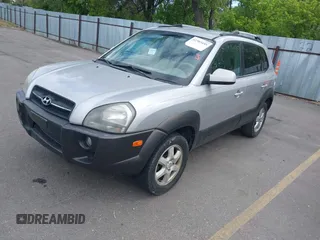 2005 Hyundai Tucson GLS с VIN KM8JN12D35U065352, выставлен на аукционе IAAI как лот 42303445 с пробегом 236 597 миль миль и . История ставок и продаж доступна на DreamBid. Изображение 2.