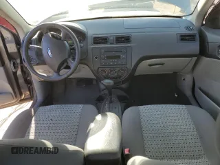 2007 Ford Focus S with VIN 1FAHP34N27W151263, listed as a Copart auction lot 42933324 with 128,598 mi miles and Salvage Title. Bid and sale history available at carsss.com. Image 8.